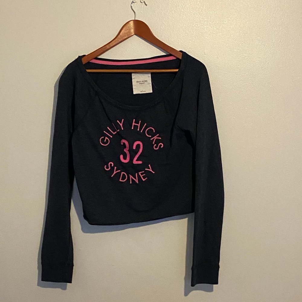 Wide neck sweater
